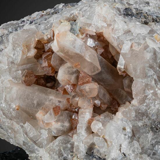 Scheelite On Quartz