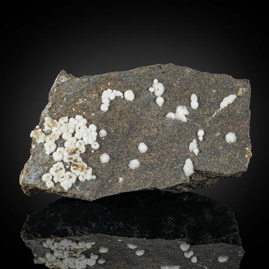 Hydromagnesite