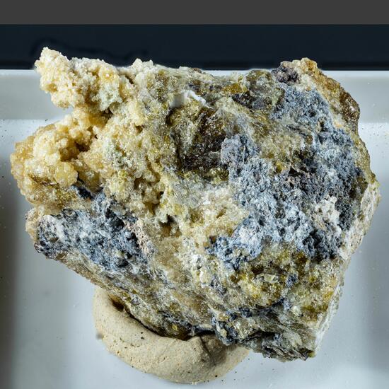 Liottite Vesuvianite & Grossular