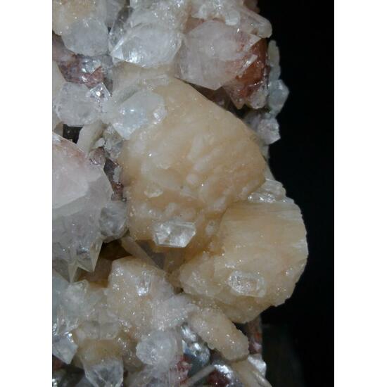 Heulandite Stilbite Apophyllite & Quartz