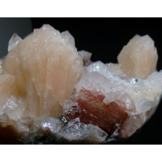 Heulandite Stilbite Apophyllite & Quartz