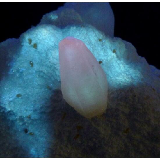 Calcite Mordenite & Heulandite