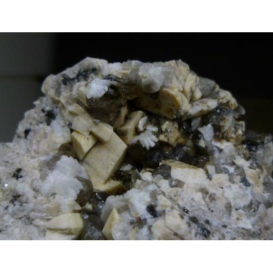 Beryl Var Aquamarine