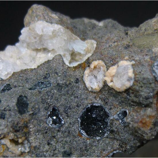 Analcime Natrolite & Gmelinite-Na