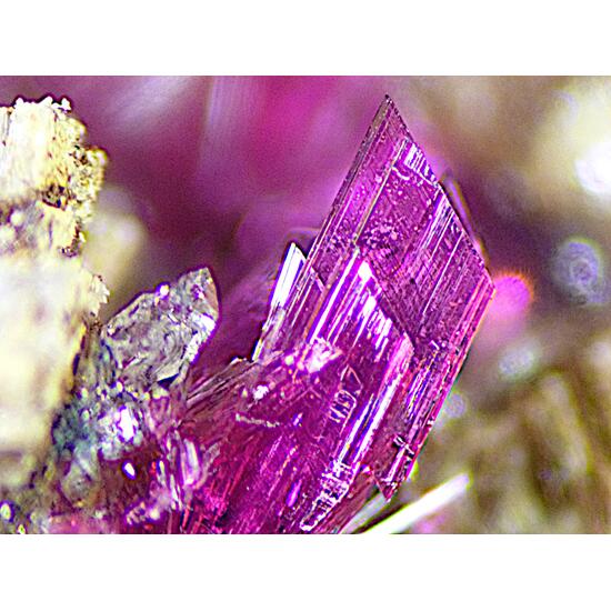 Erythrite