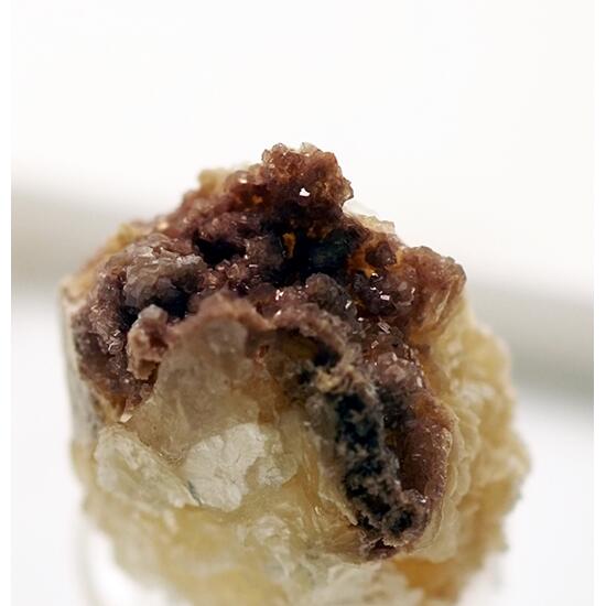 Zanazziite & Kosnarite