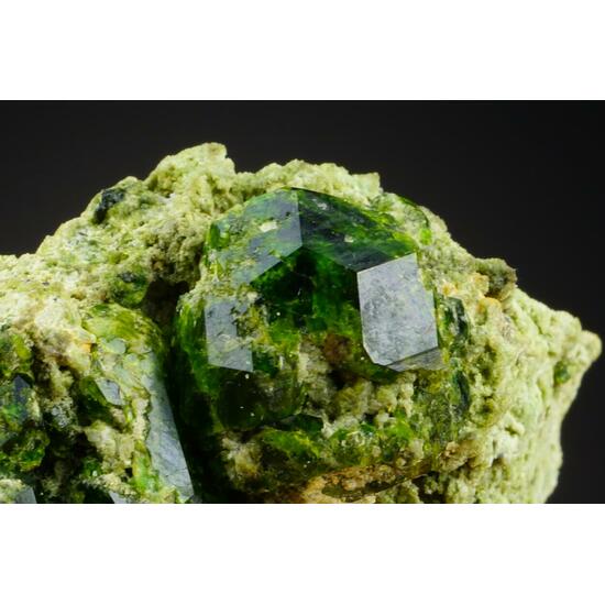 Garnet Var Demantoid