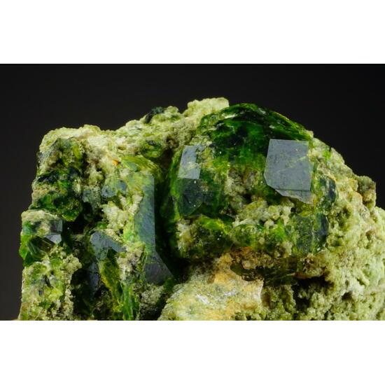 Garnet Var Demantoid