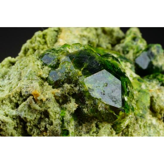 Garnet Var Demantoid