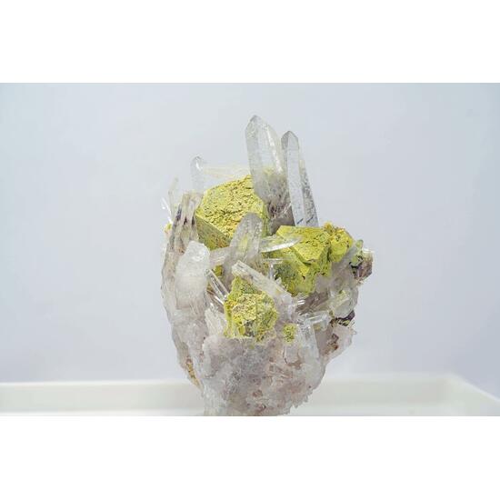 Scheelite Stolzite & Quartz