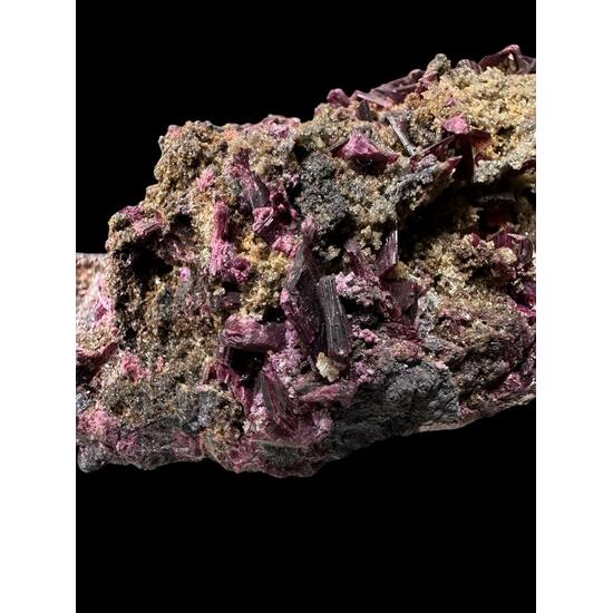 Erythrite