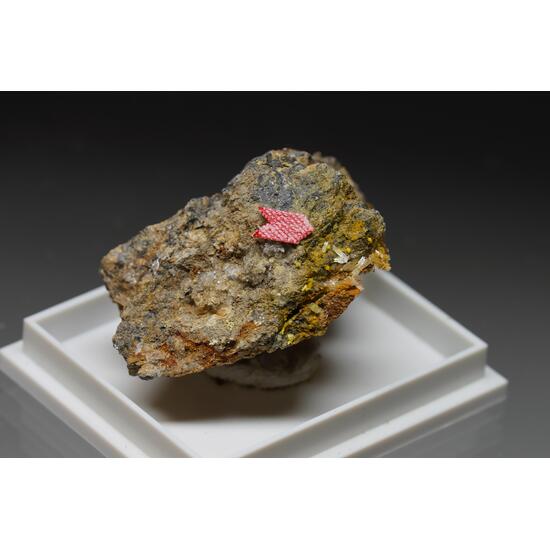 Chukhrovite-(Y) & Blatonite