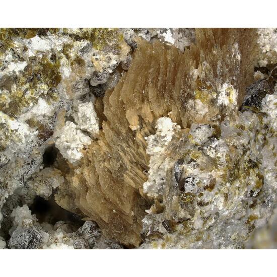 Roweite With Olshanskyite