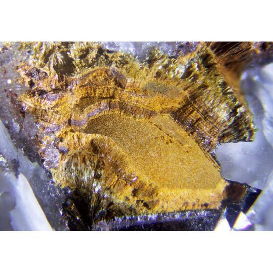 Tripuhyite & Olivenite & Fluorite