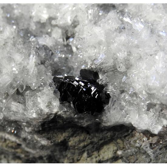 Babingtonite & Quartz