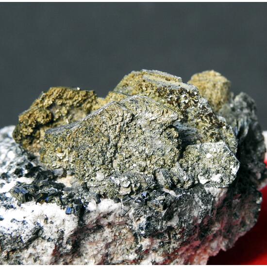 Clinochlore Anatase & Pennine