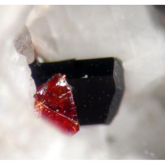 Fluornatropyrochlore & Ferro-katophorite