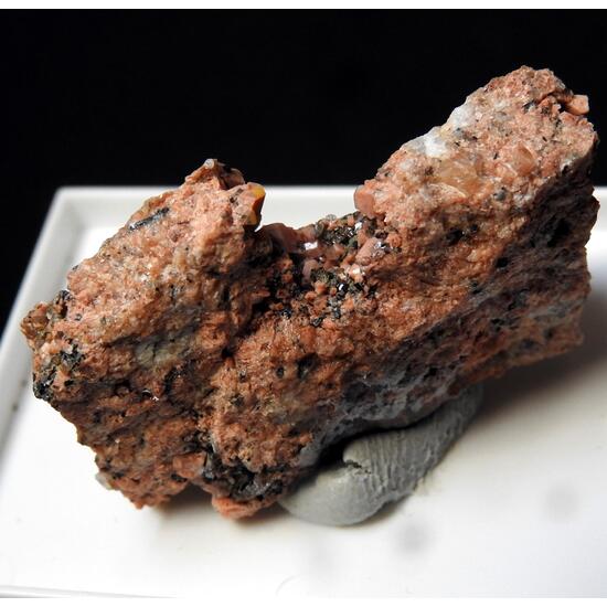 Aeschynite-(Y) Quartz & Clinochlore