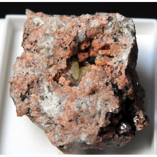 Calcite Synchysite-(Ce) & Orthoclase
