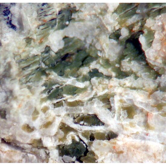 Volkonskoite Calcite & Melanophlogite