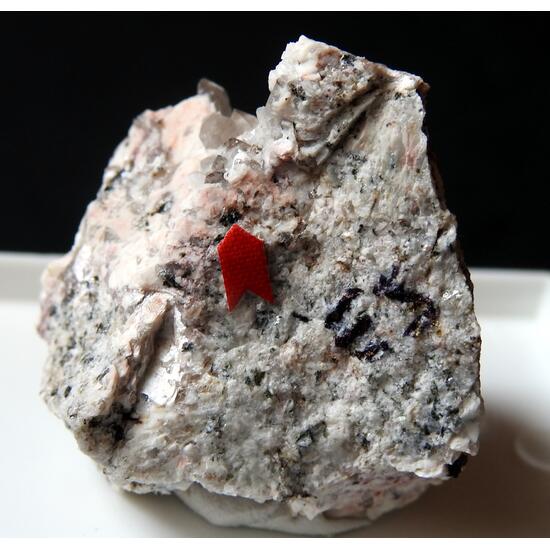 Aeschynite-(Y) & Quartz