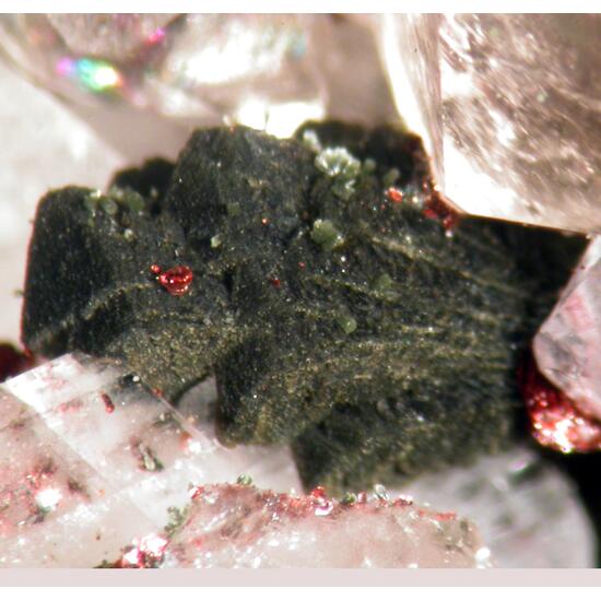 Fluorite Epidote Pumpellyite Hematite & Gadolinite