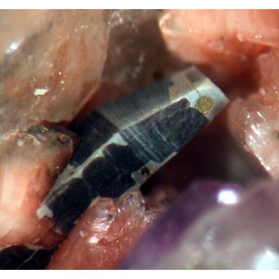 Hingganite-(Y) & Fluorite