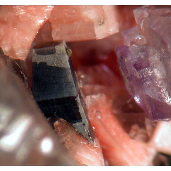 Hingganite-(Y) & Fluorite