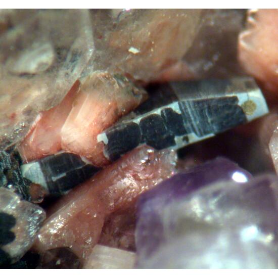 Hingganite-(Y) & Fluorite