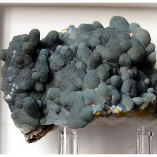 Plumbogummite