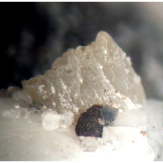 Hingganite-(Y) Thortveitite & Fluorite