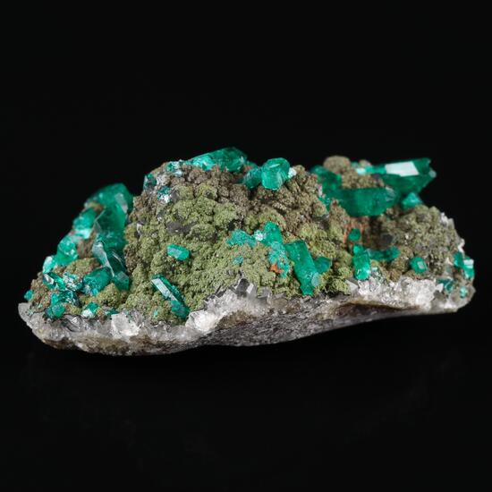 Dioptase On Mottramite On Quartz