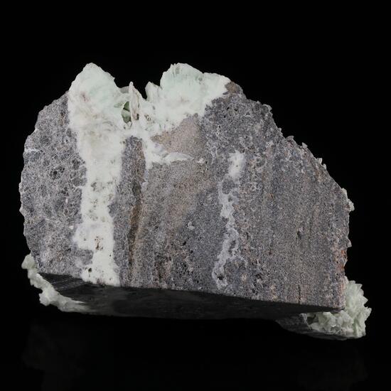Hemimorphite On Fluorapatite Psm Tarbuttite