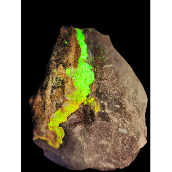 Natrozippeite With Uraninite & Pyrite