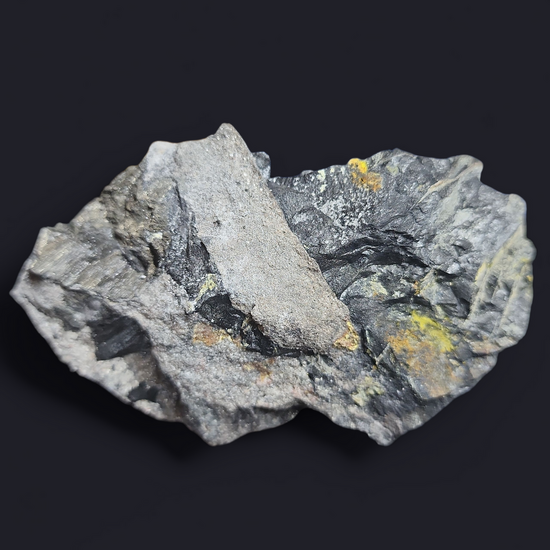Natrozippeite On Uraninite