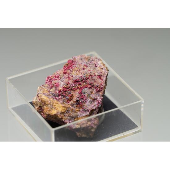 Erythrite