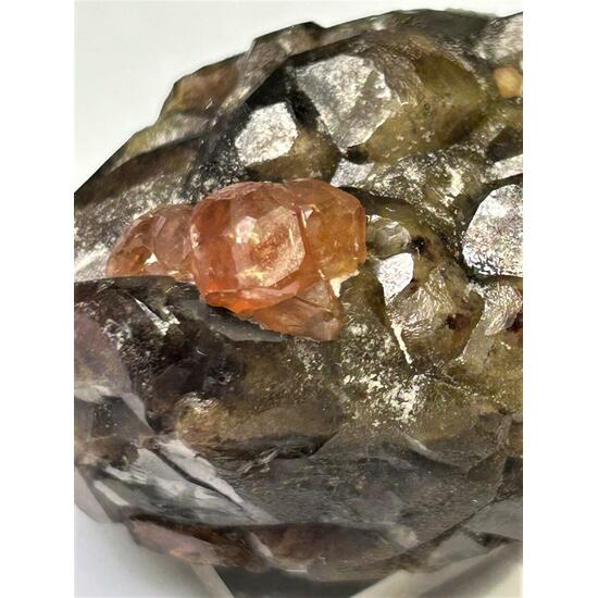 Grossular With Vesuvianite