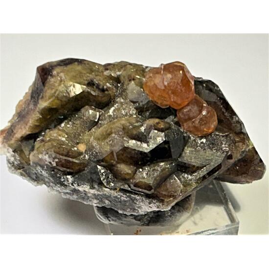 Grossular With Vesuvianite