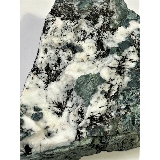 Benitoite & Neptunite