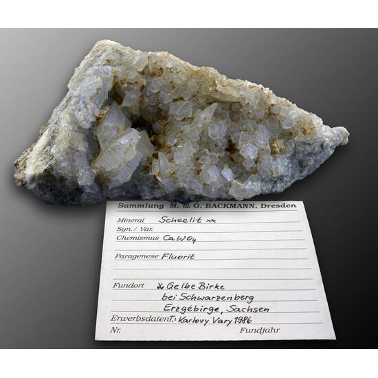 Scheelite On Fluorite