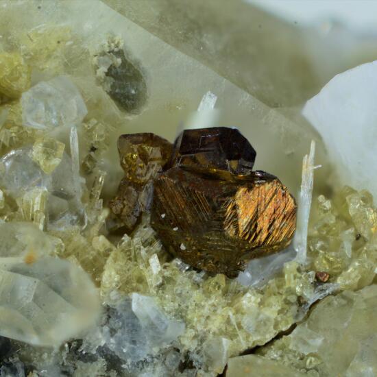 Chalcopyrite & Sphalerite & Epidote & Pumpellyite-(Mg)