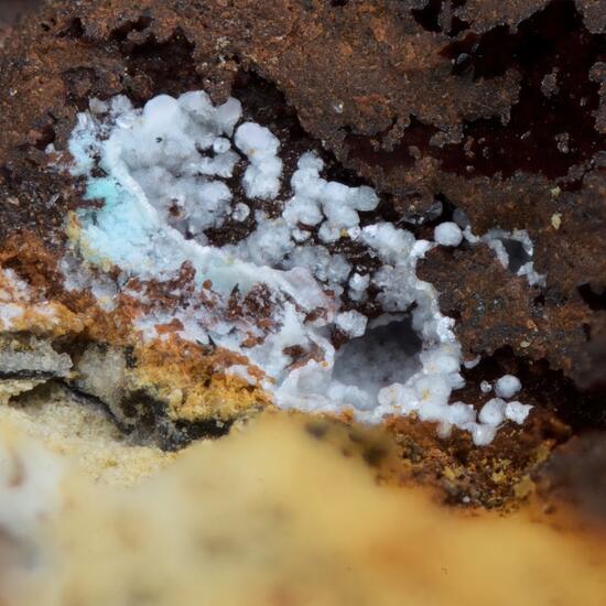 Felsőbányaite & Langite