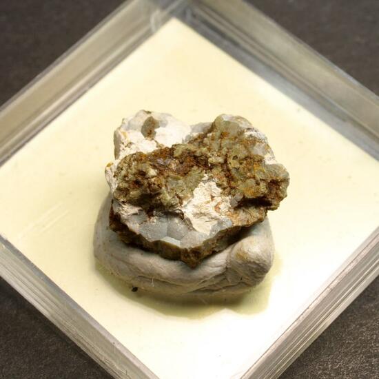 Calcioferrite & Tinticite