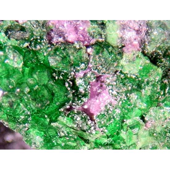 Uvarovite & Kämmererite