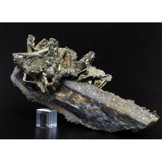 Baryte Pyrite & Marcasite