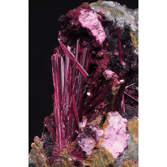 Erythrite