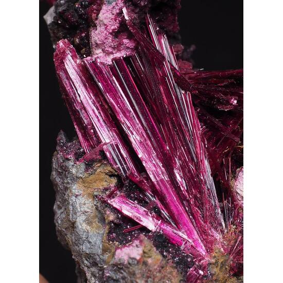 Erythrite