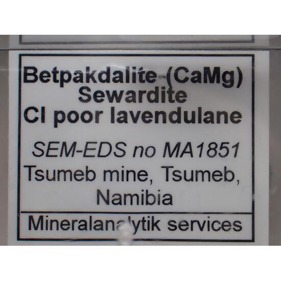 Betpakdalite-CaMg & Sewardite & Lavendulan