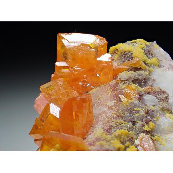 Wulfenite