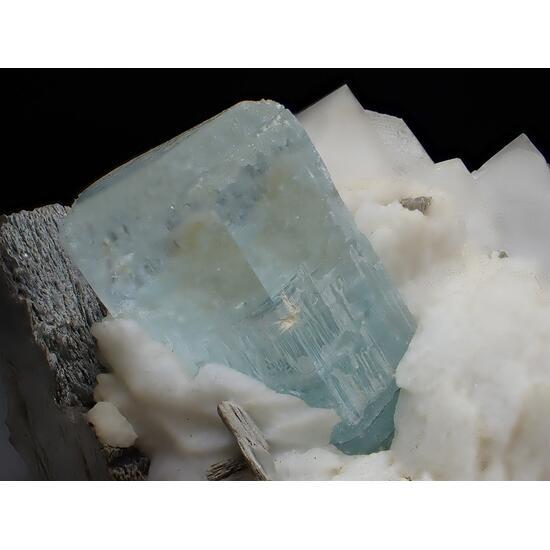 Aquamarine Quartz & Muscovite